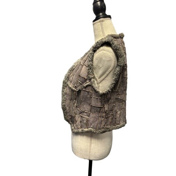 Vintage Women's Patchwork Leather & Shearling Vest - Picture 3 of 5